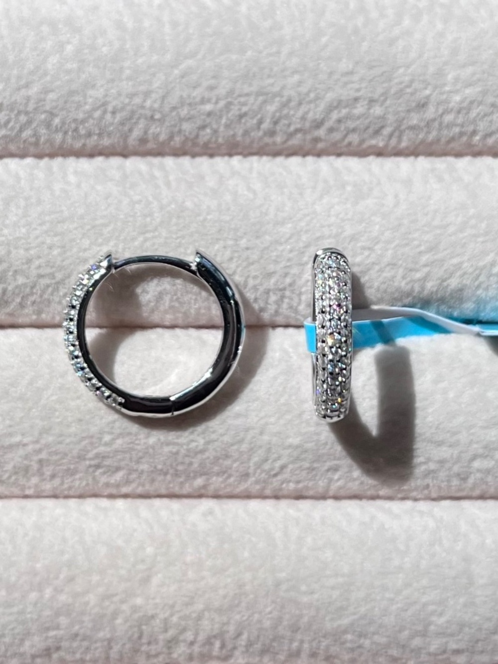 E070 | Moissanite Huggie Hoop Earrings